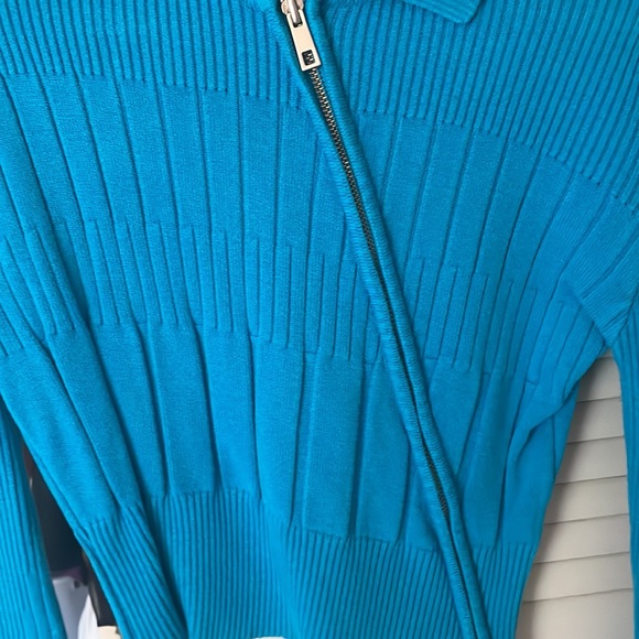 Source Unknown Diagonal Zip Cardigan - Picture 3 of 3